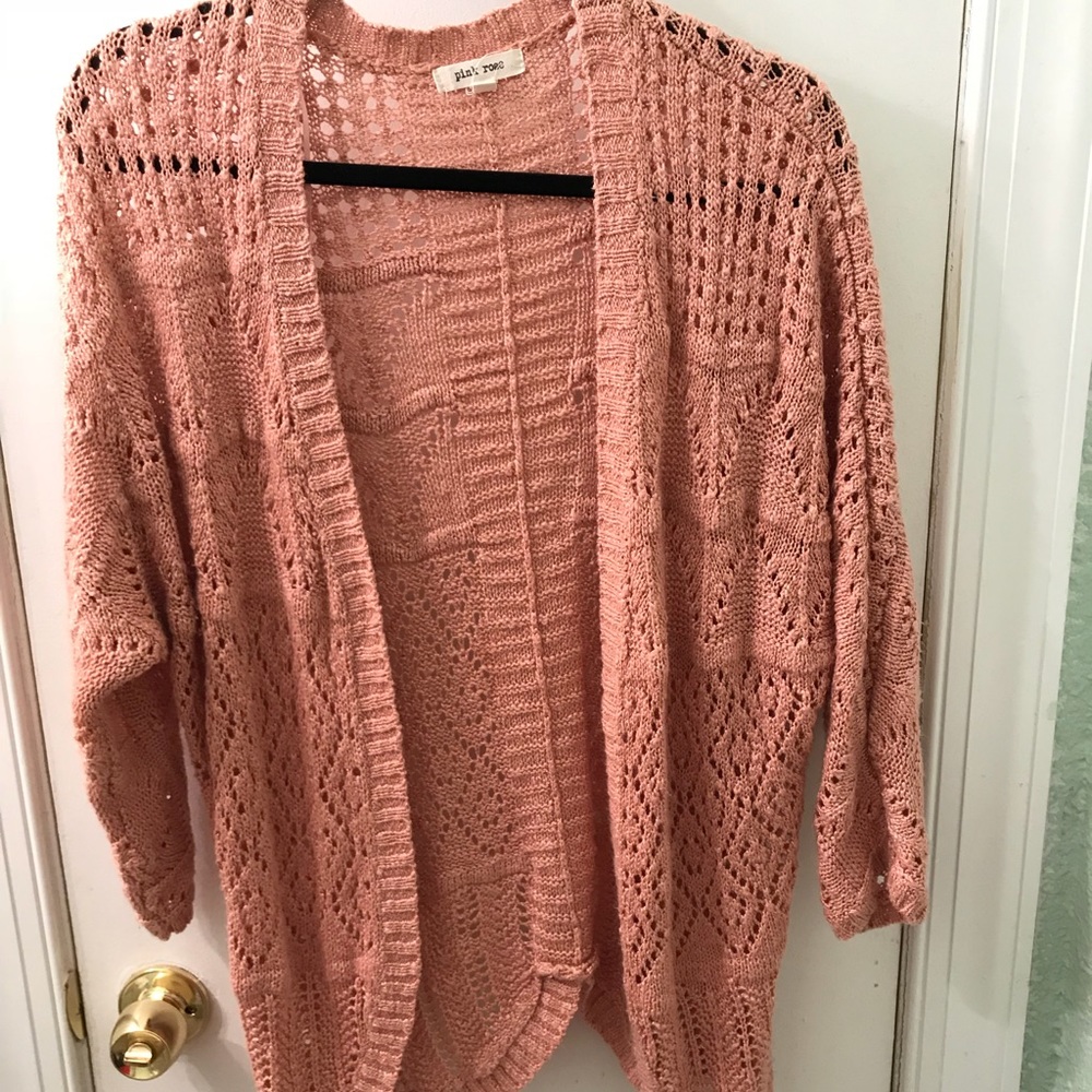 PINK ROSE knitted cardigan.